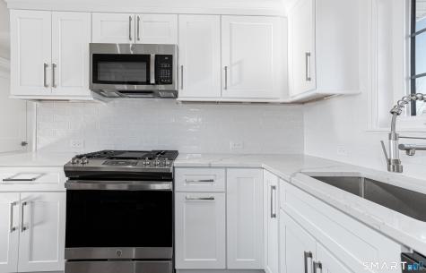 38 Poe Court Fairfield CT 06825