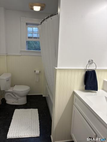 33 West Main Street Sharon CT 06069