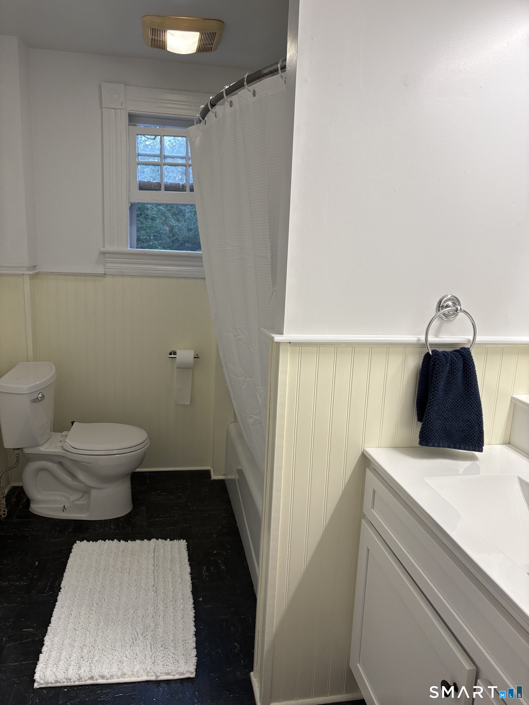 33 West Main Street Sharon CT 06069