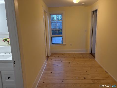 33 West Main Street Sharon CT 06069