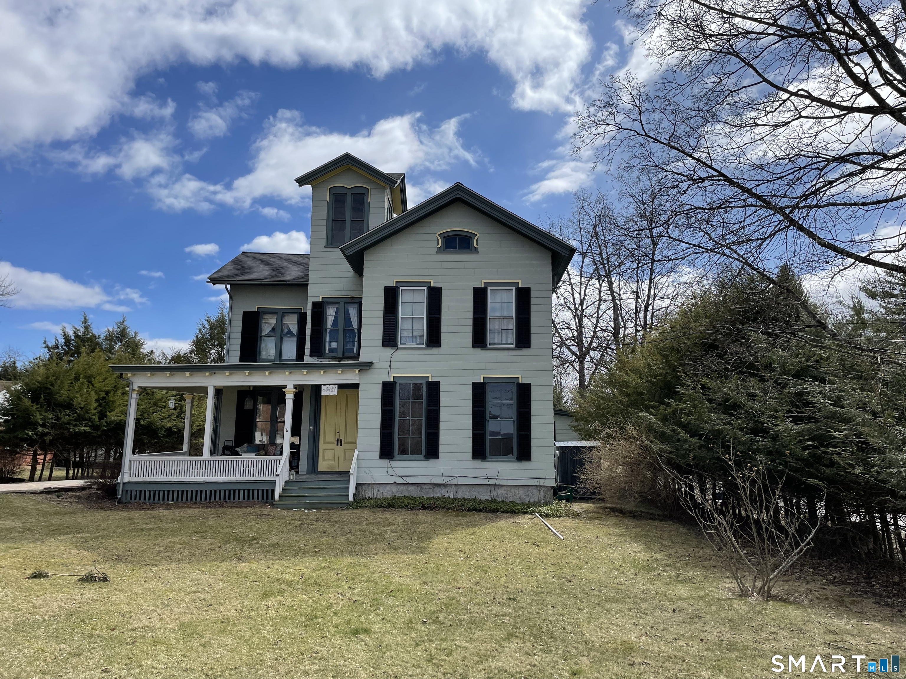 33 West Main Street Sharon CT 06069
