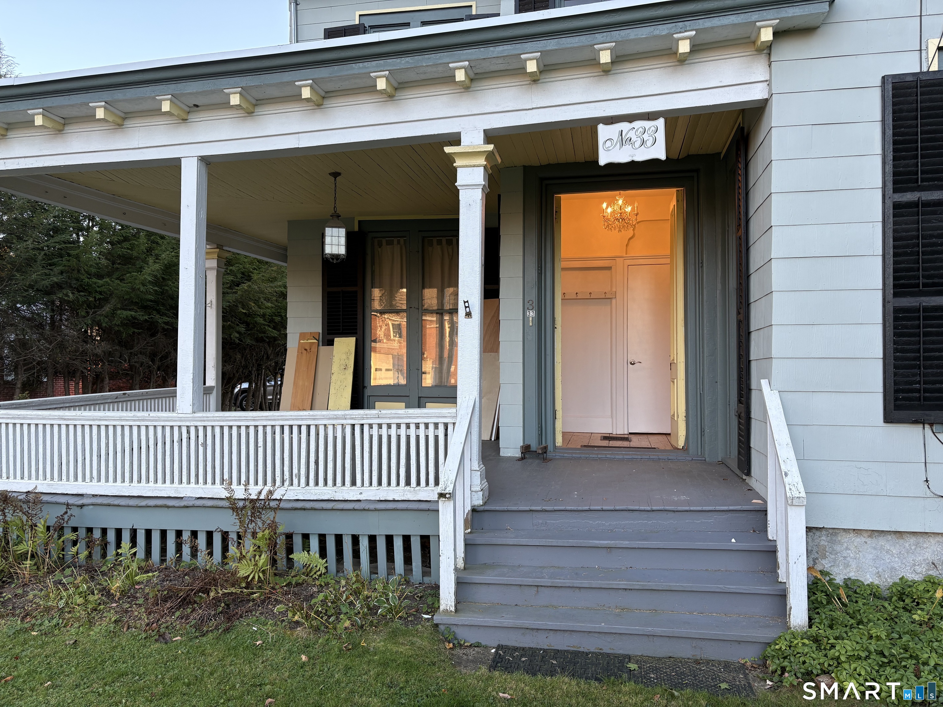 33 West Main Street Sharon CT 06069