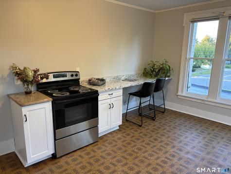 33 West Main Street Sharon CT 06069