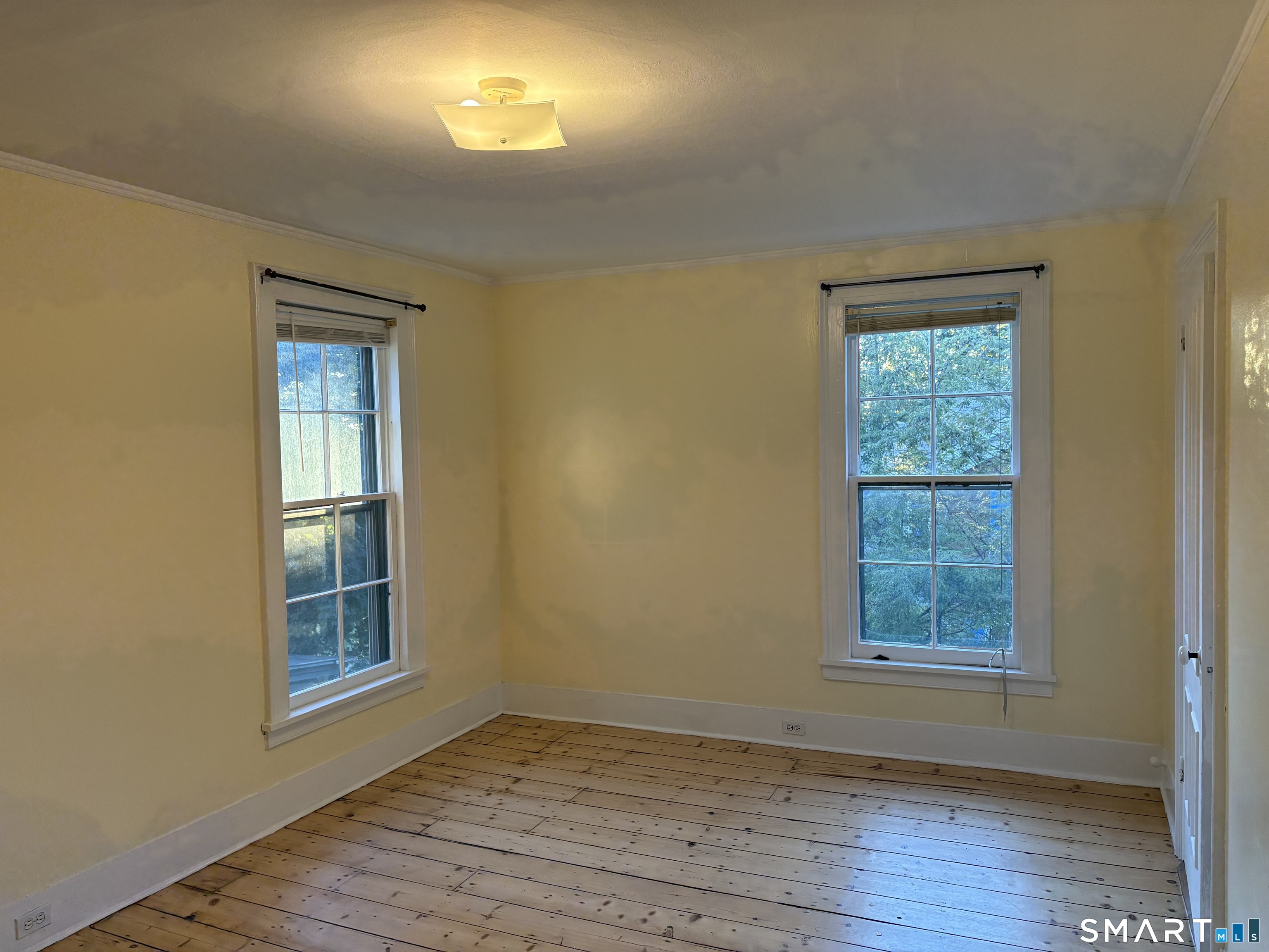 33 West Main Street Sharon CT 06069