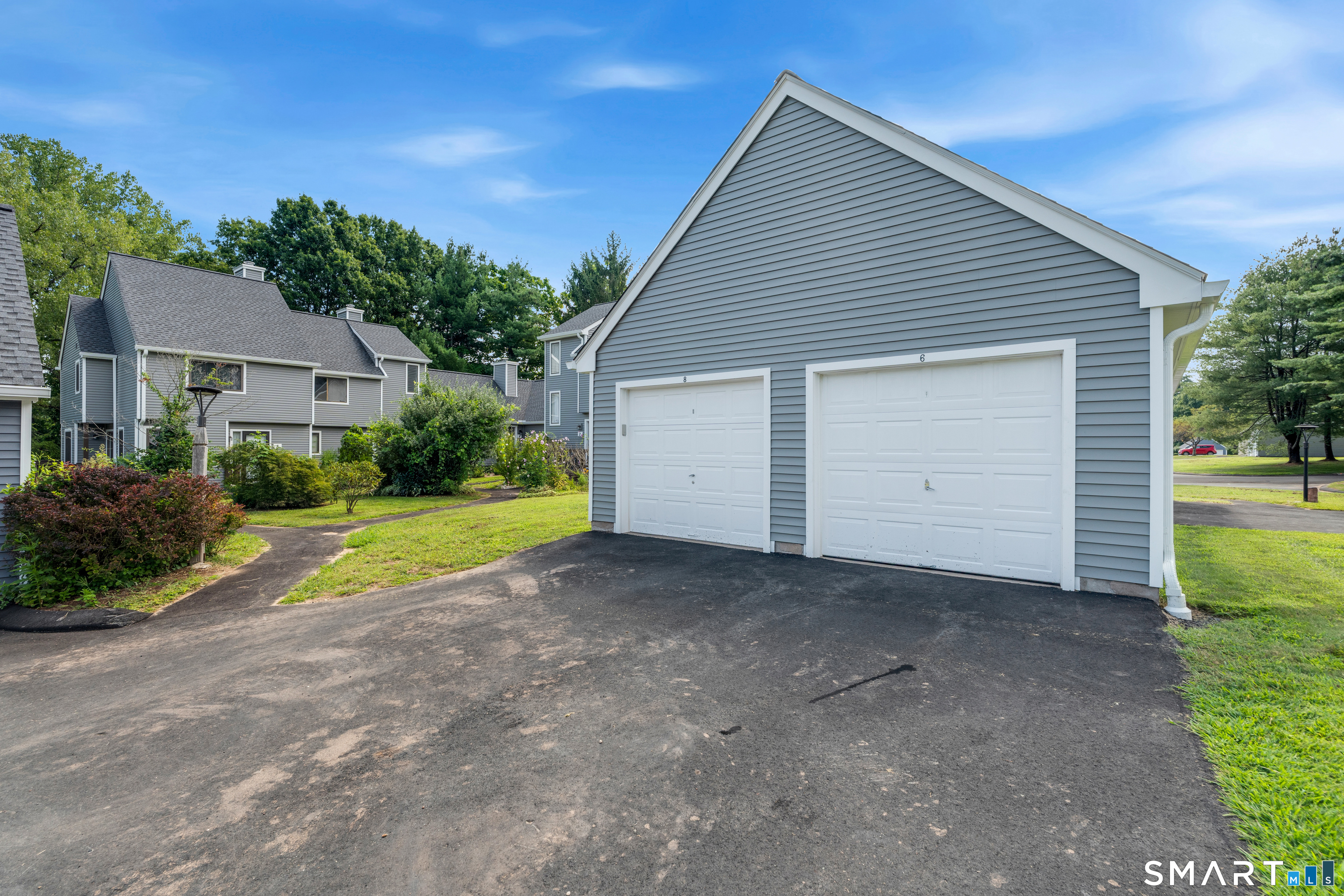 6 Wild Rose Court Bloomfield CT 06002