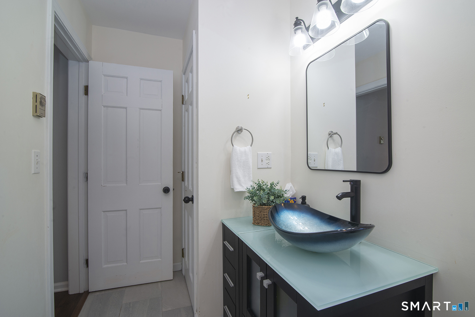 12 Middlefield Street Groton CT 06340