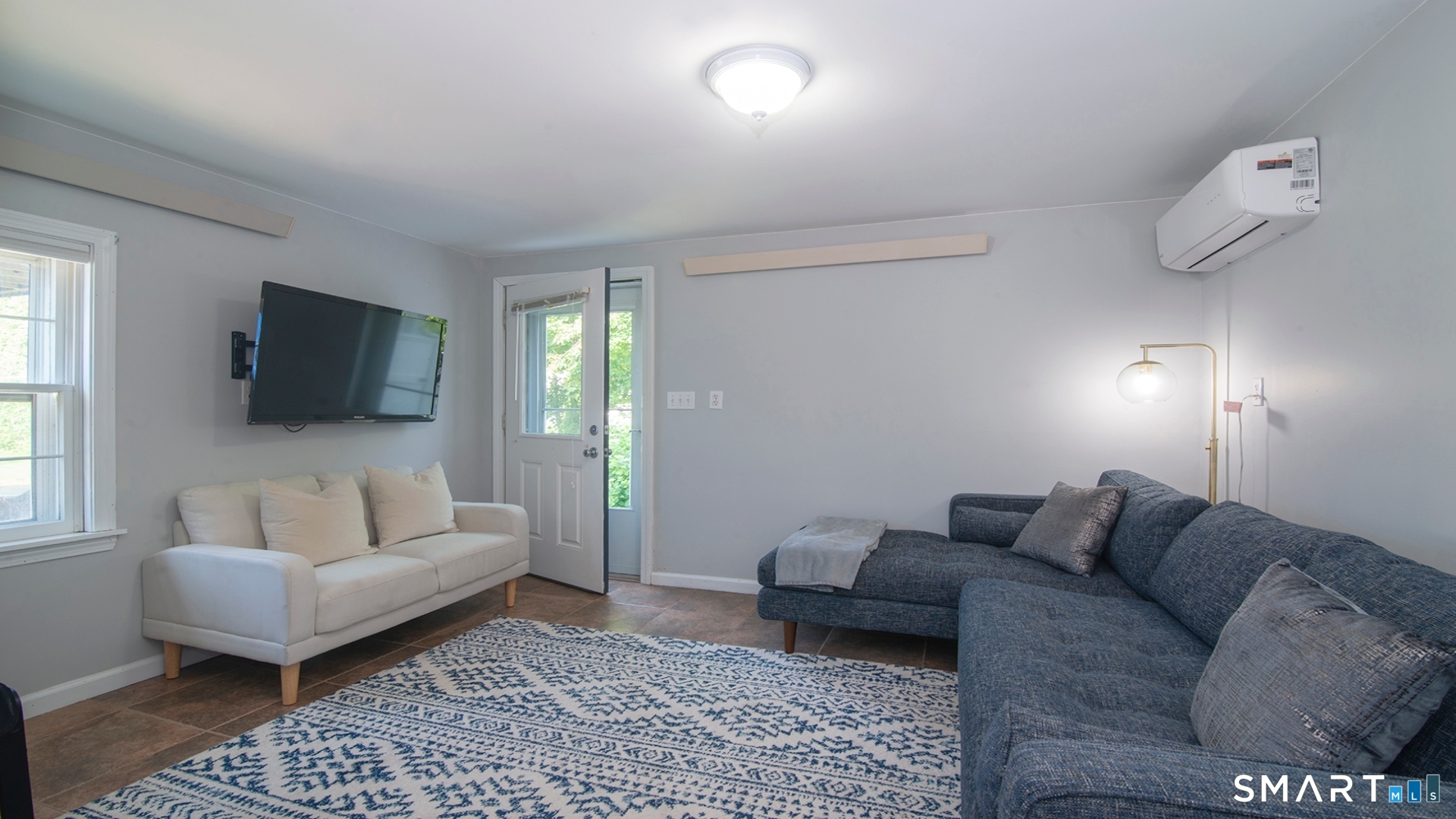 12 Middlefield Street Groton CT 06340