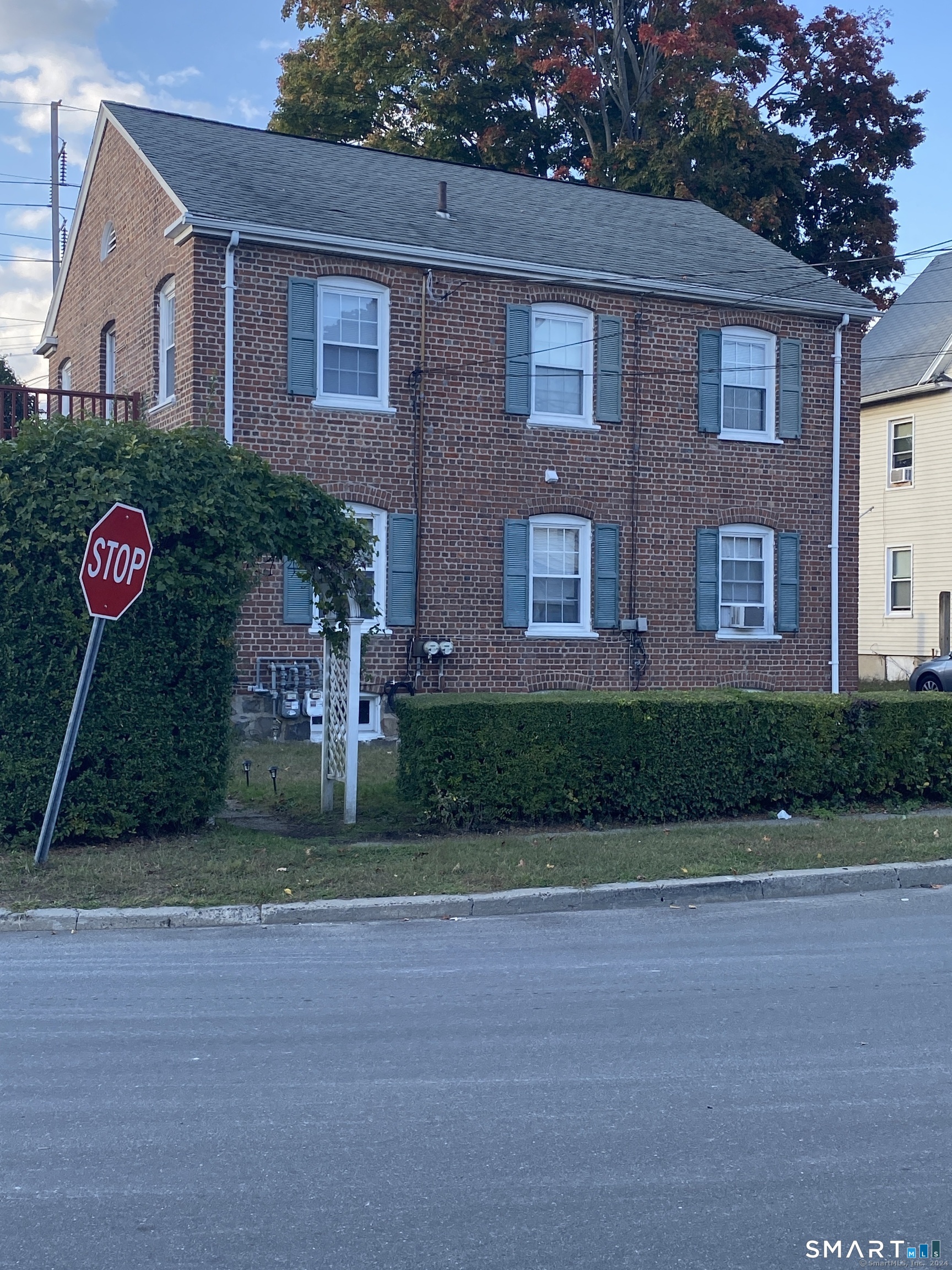 15 Ardmore Street Fairfield CT 06824