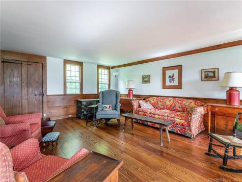 103 Litchfield Road Morris CT 06763