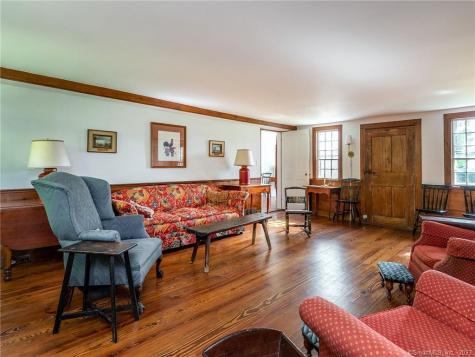 103 Litchfield Road Morris CT 06763