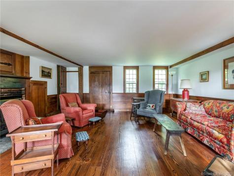 103 Litchfield Road Morris CT 06763