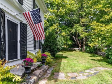 103 Litchfield Road Morris CT 06763