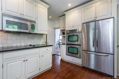 103 Litchfield Road Morris CT 06763