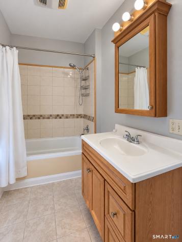 1134 Hartford Turnpike Vernon CT 06066