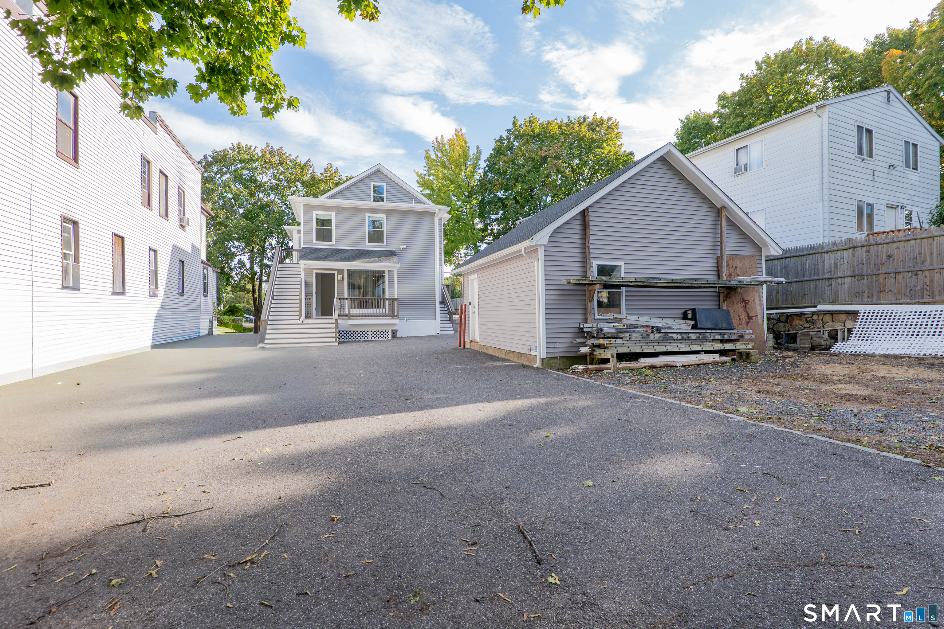 9-UNIT2 Hoyt Street Danbury CT 06810