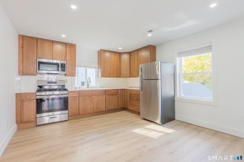 9-UNIT2 Hoyt Street Danbury CT 06810