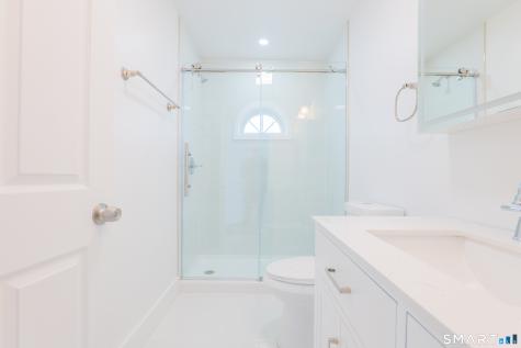 9-UNIT2 Hoyt Street Danbury CT 06810