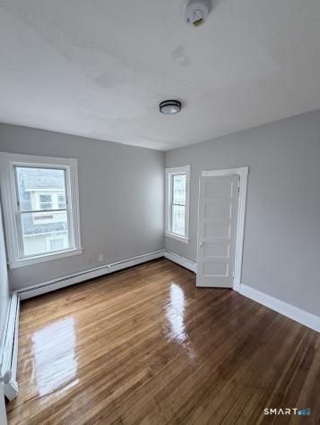 74 Chadwick Avenue Hartford CT 06106