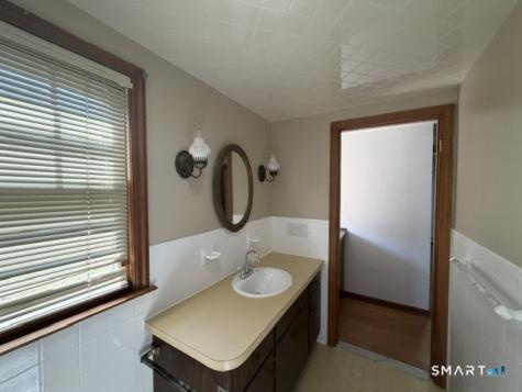 64 Macauley Avenue Waterbury CT 06705
