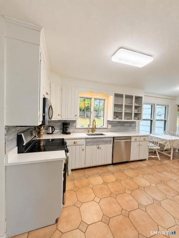 8 Blackberry Road Trumbull CT 06611