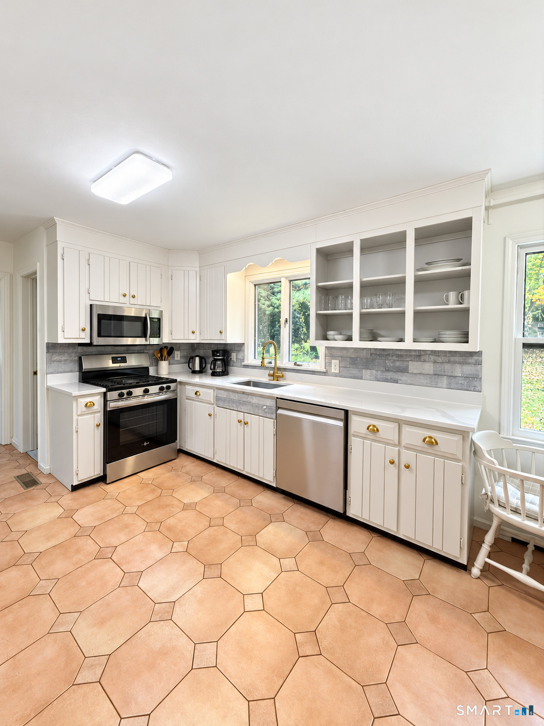 8 Blackberry Road Trumbull CT 06611