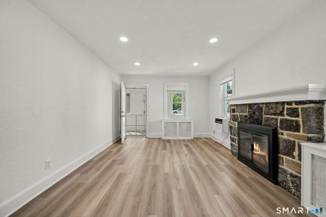 15 Whitmore Lane Stamford CT 06902