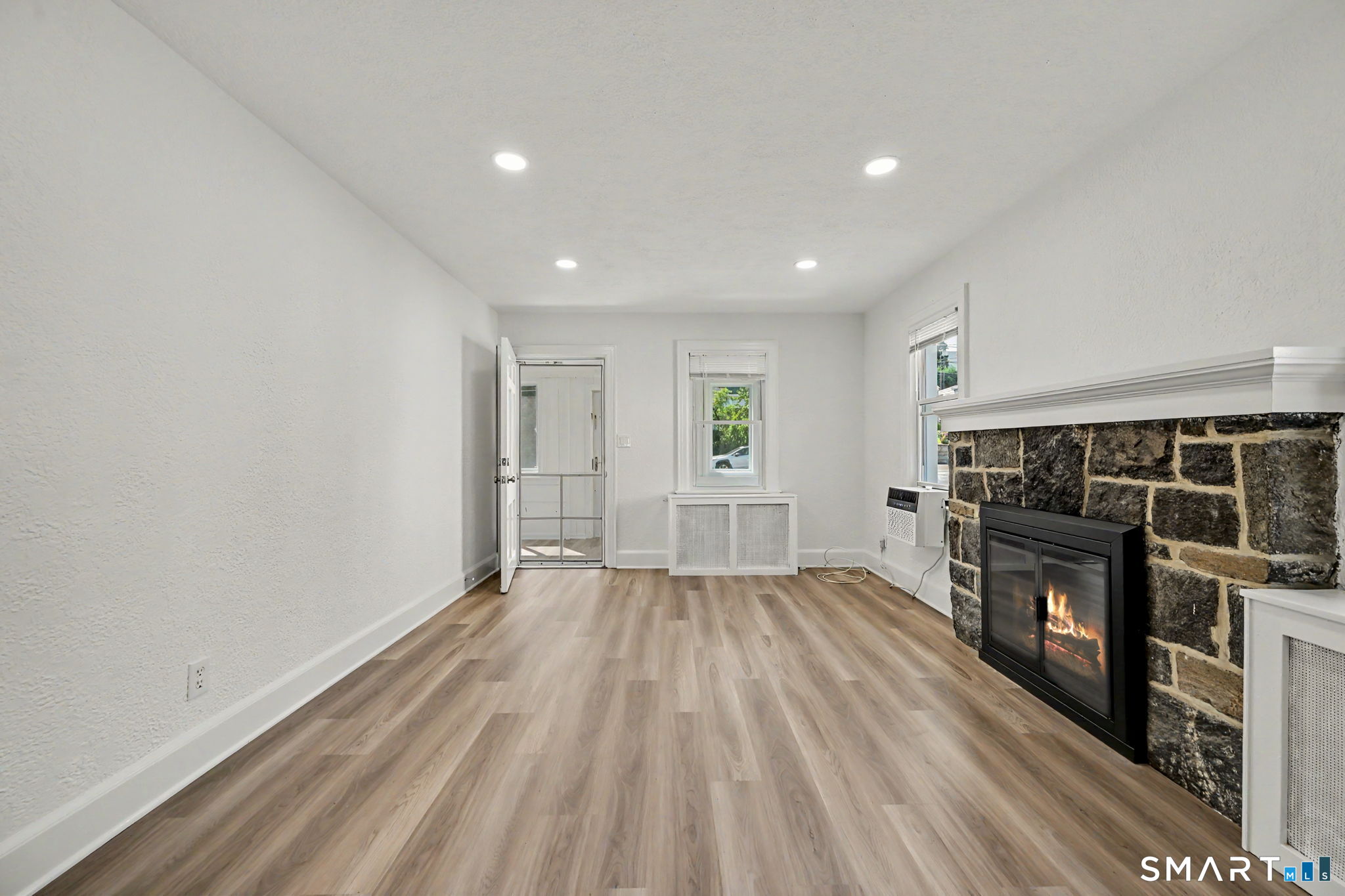 15 Whitmore Lane Stamford CT 06902