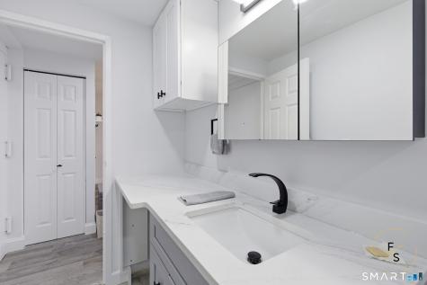 140 Captain Thomas Boulevard West Haven CT 06516
