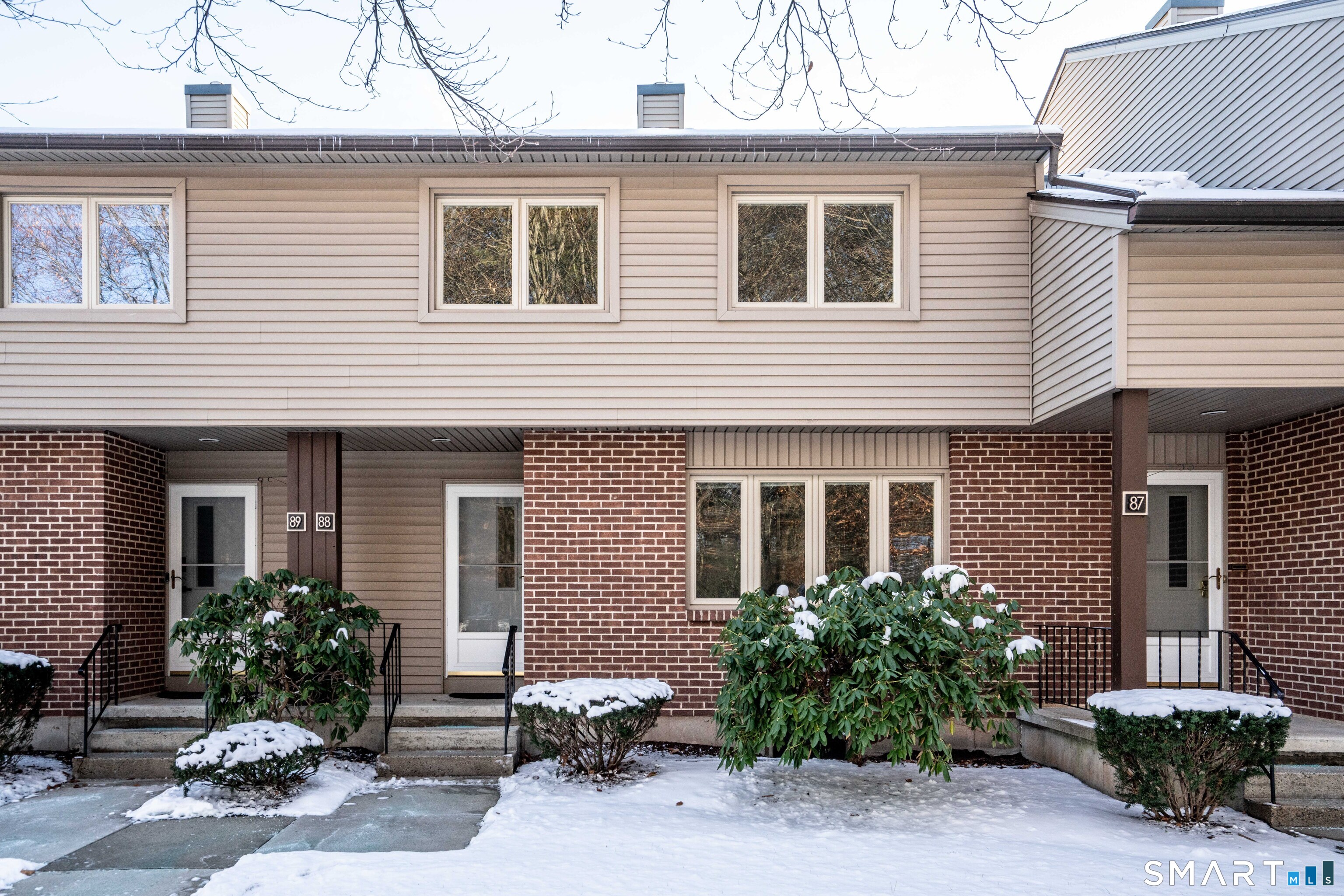 449 South Main Street Manchester CT 06040