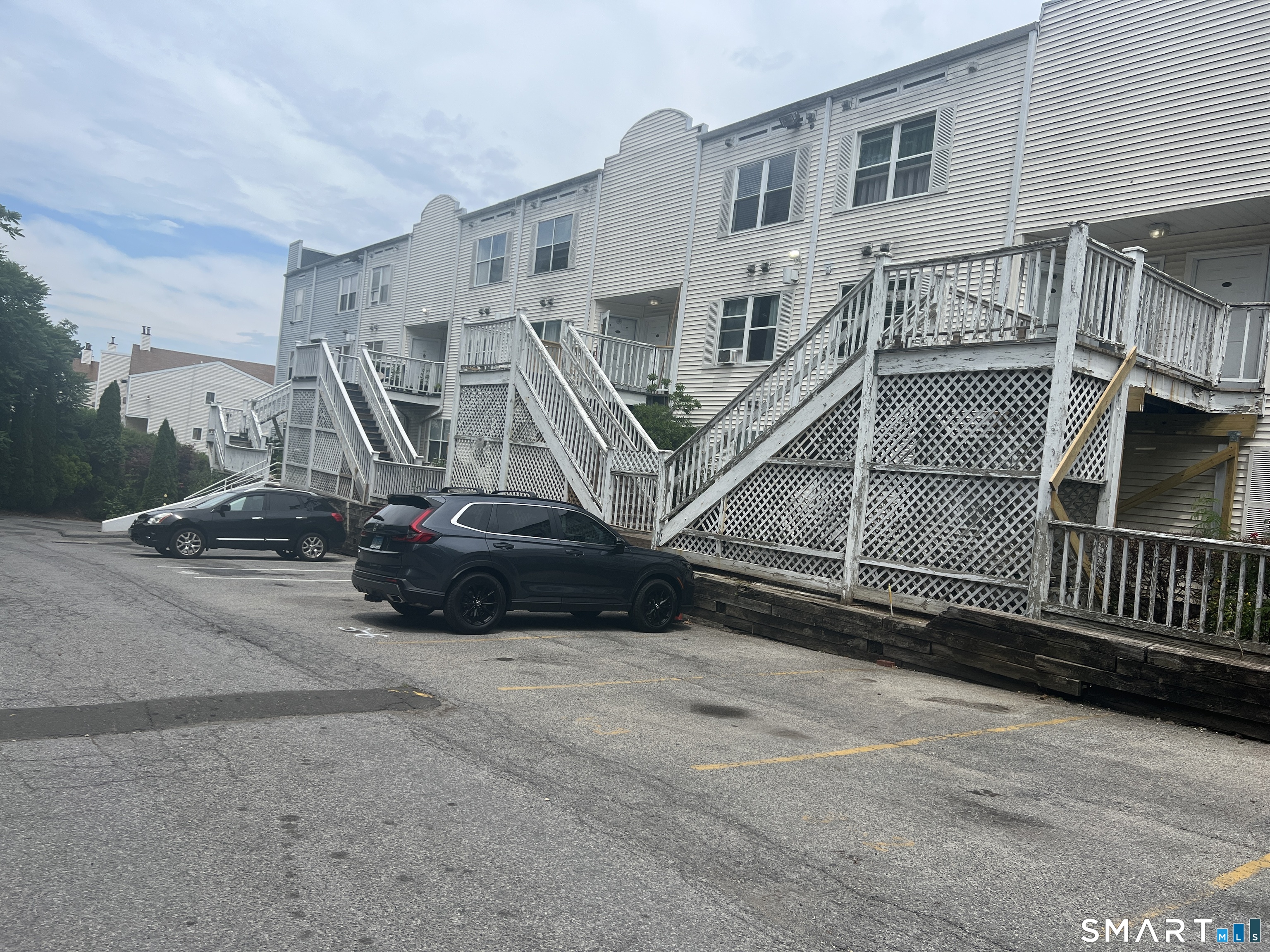 37 Greenwich Avenue Stamford CT 06902