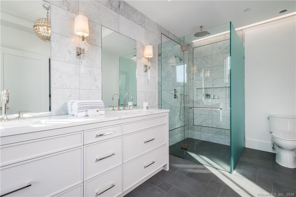 42 Forest Street New Canaan CT 06840