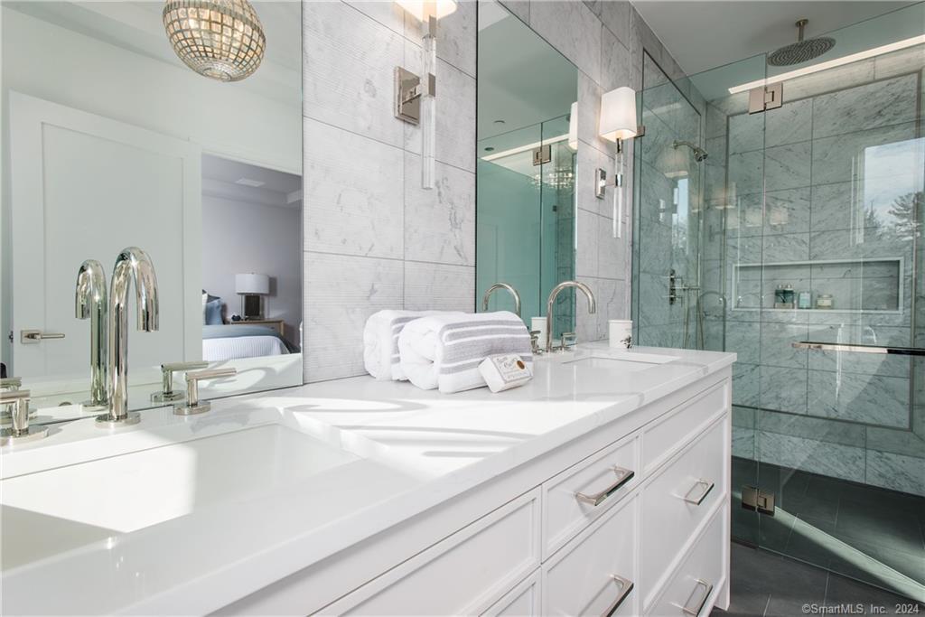 42 Forest Street New Canaan CT 06840