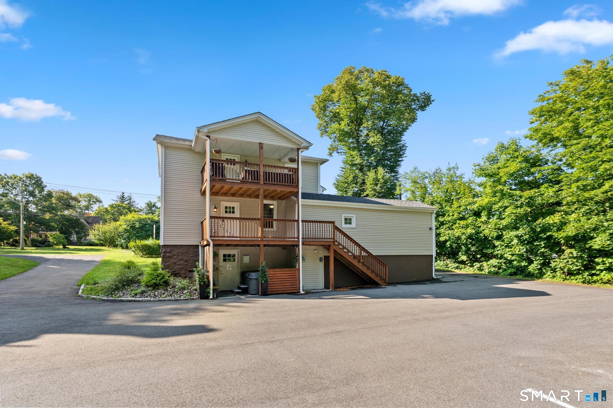 324 Washington Street Middletown CT 06457