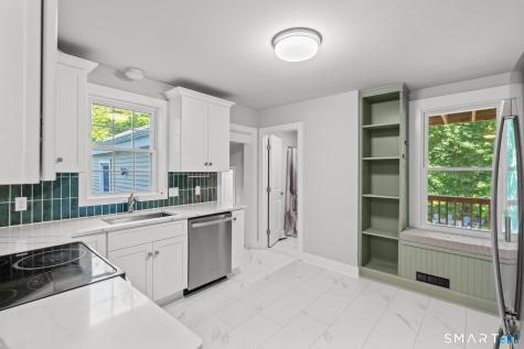 324 Washington Street Middletown CT 06457