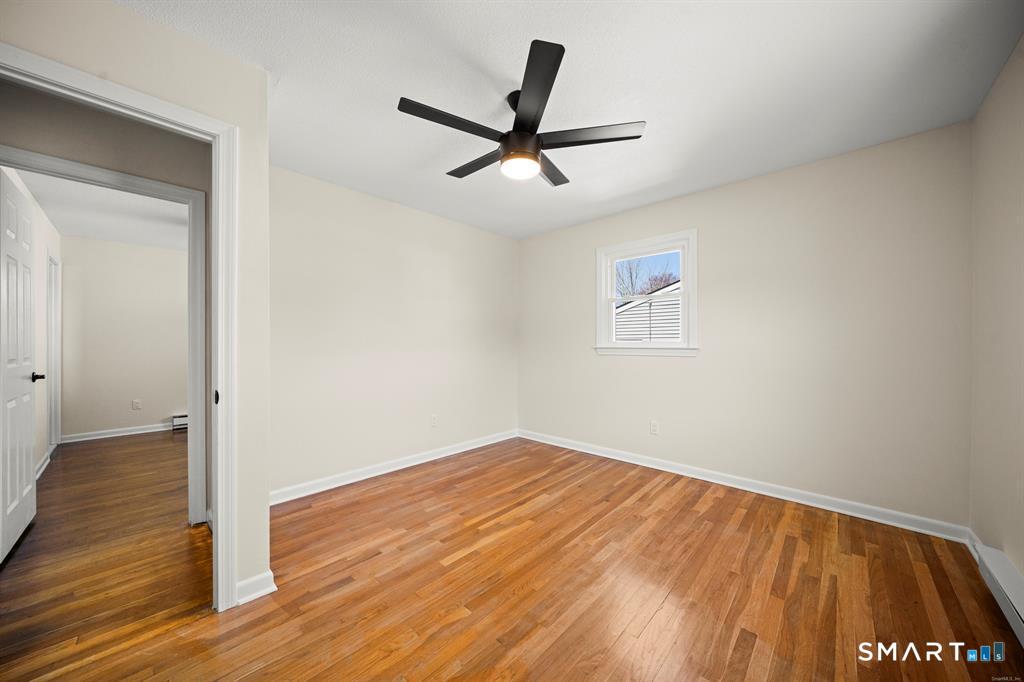 25 Greenview Drive Waterbury CT 06708