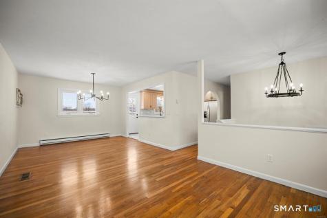 25 Greenview Drive Waterbury CT 06708