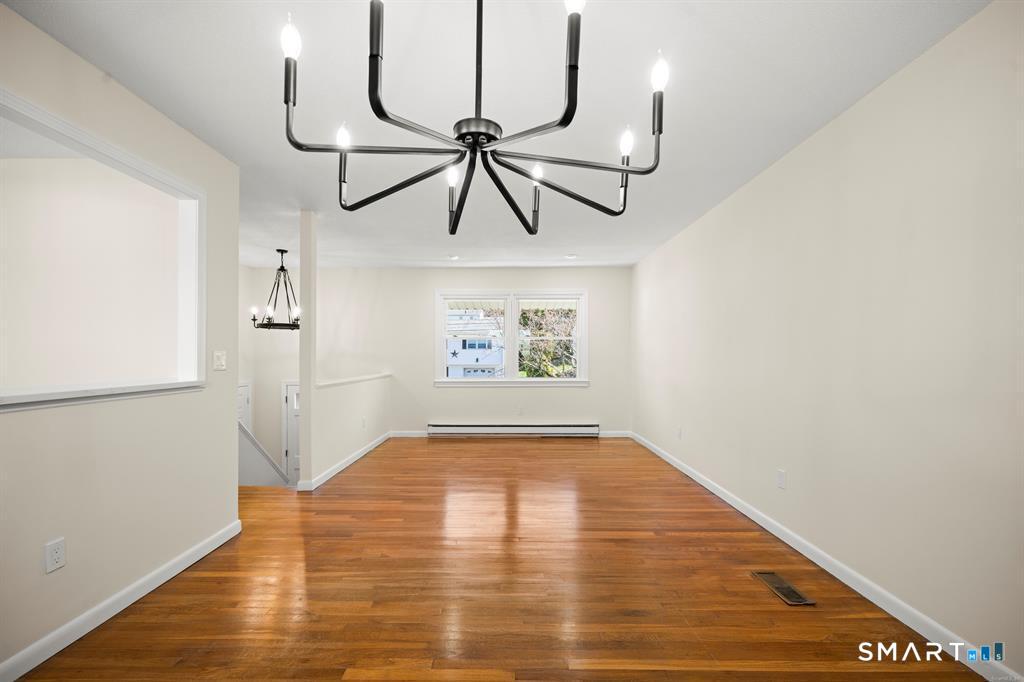 25 Greenview Drive Waterbury CT 06708