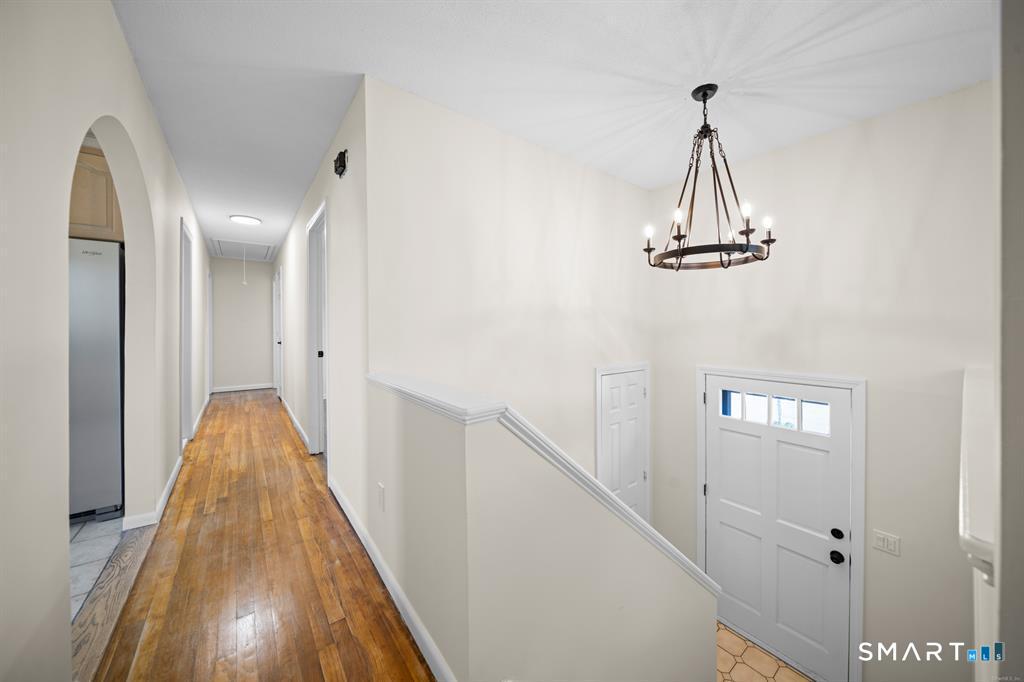 25 Greenview Drive Waterbury CT 06708
