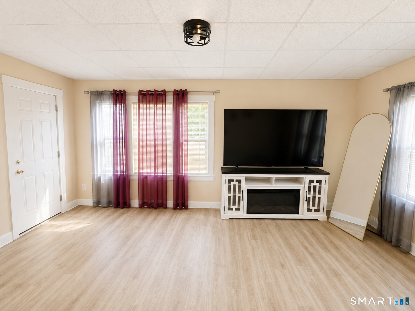 614 Bishop Avenue Bridgeport CT 06610