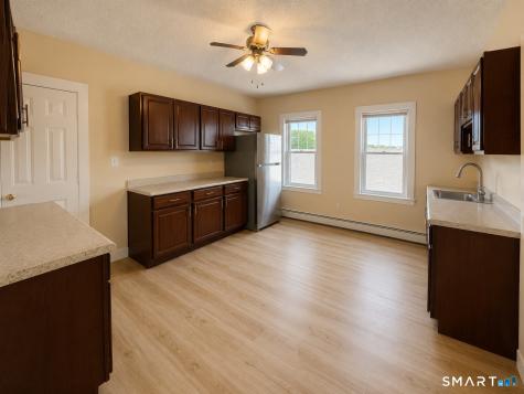 614 Bishop Avenue Bridgeport CT 06610