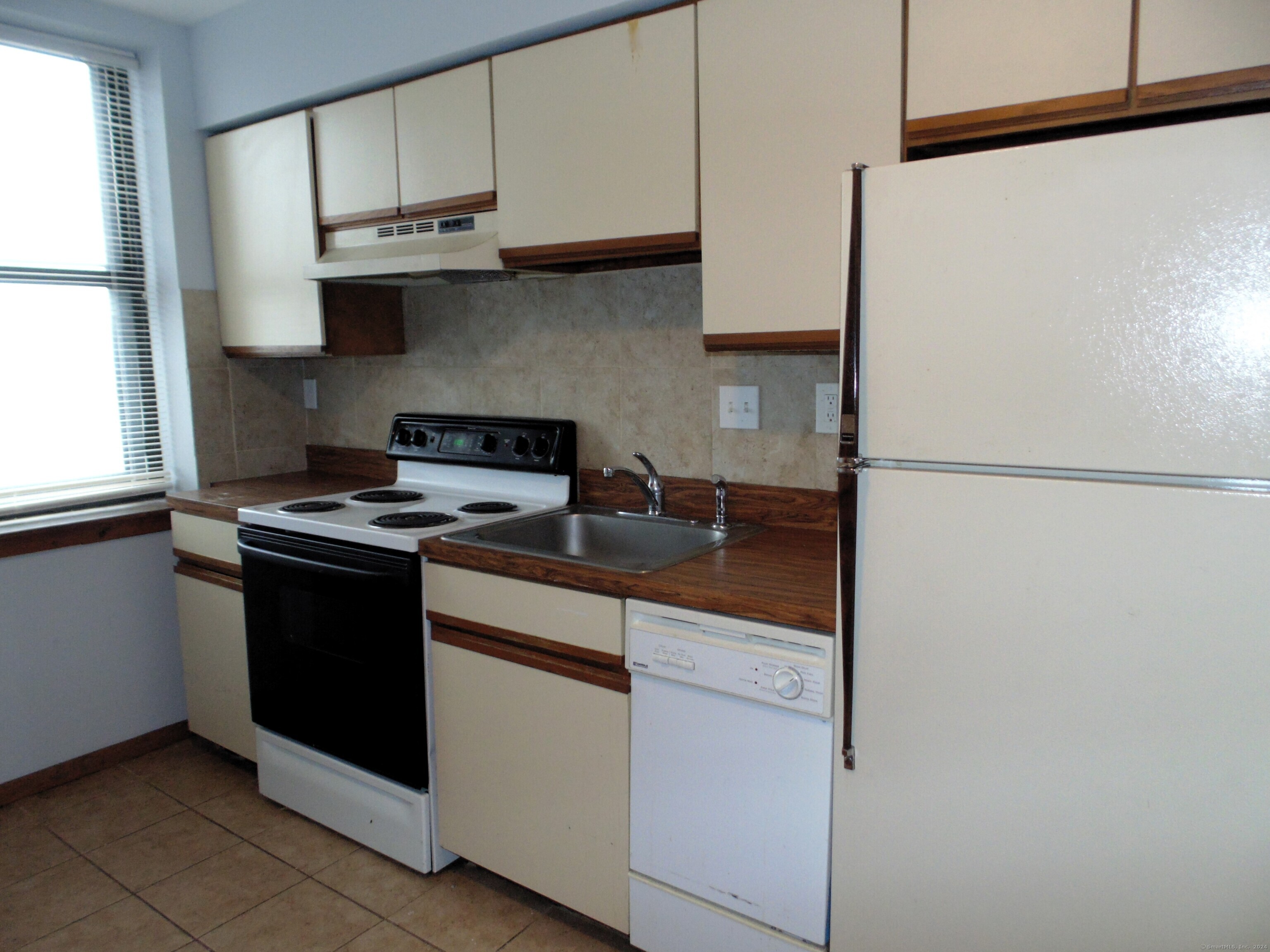 50 Bank Street Derby CT 06418