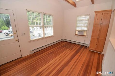 27 Boston Street Guilford CT 06437