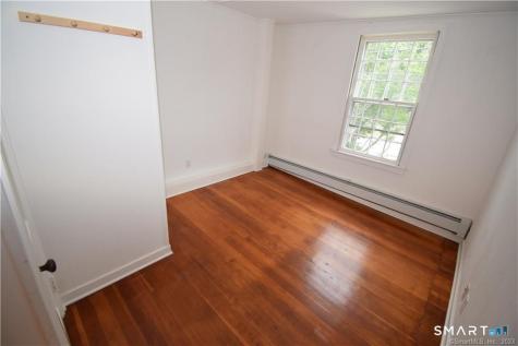 27 Boston Street Guilford CT 06437