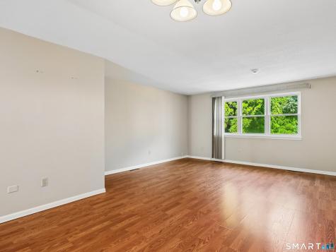 1 East Gate Lane Hamden CT 06514