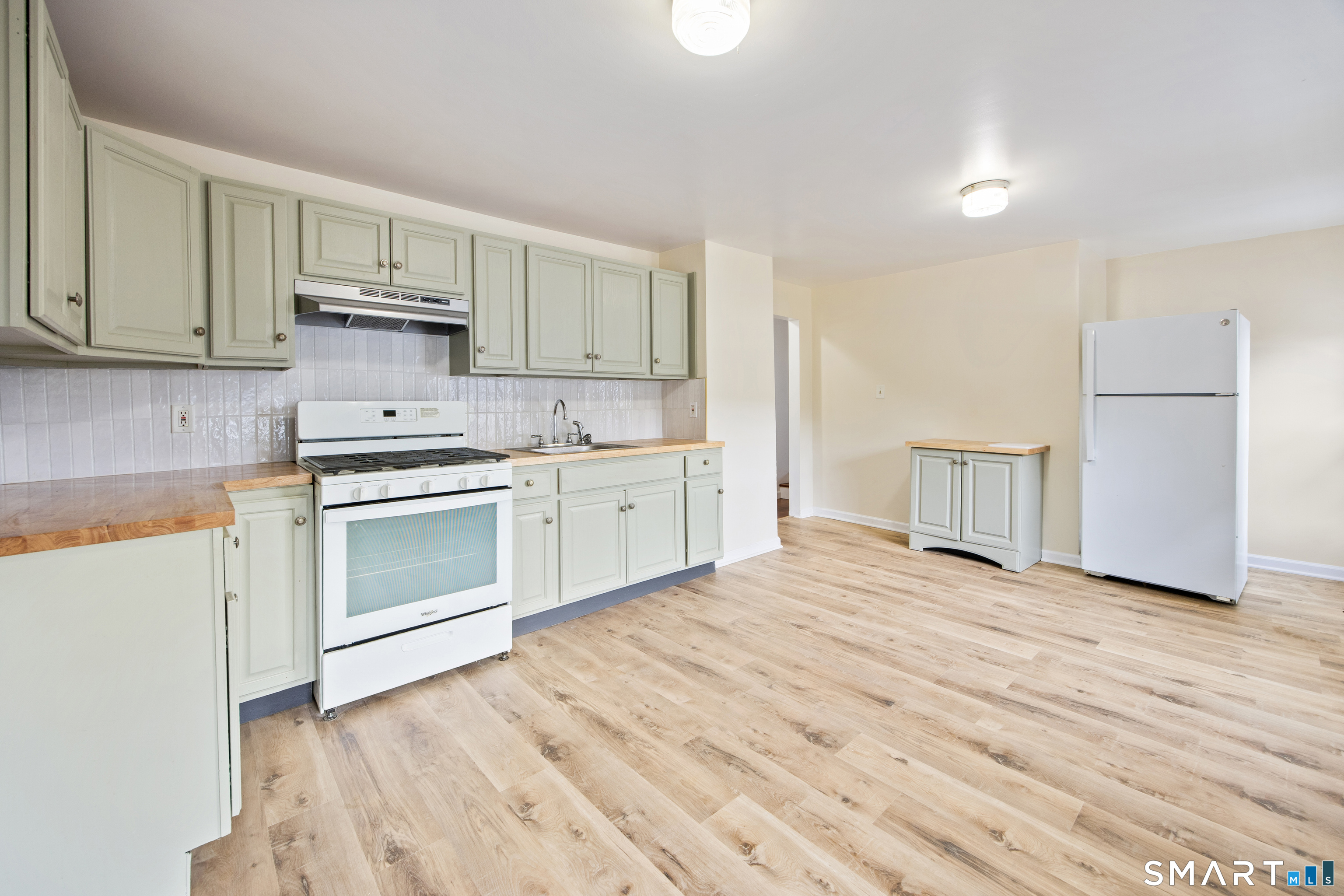 226 Meadow Street Naugatuck CT 06770