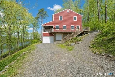 20 Musnug Road Danbury CT 06811