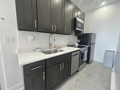 207 Bank Street New London CT 06320