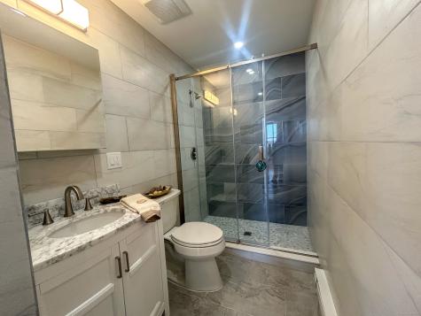 207 Bank Street New London CT 06320