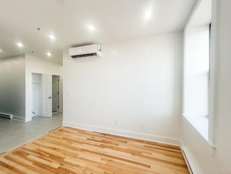 207 Bank Street New London CT 06320