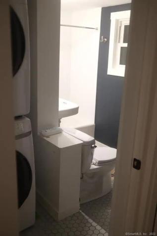 8 Clinton Avenue Old Saybrook CT 06475